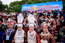 贵州台江姊妹节万人游演,台江姊妹节万人游演盛况空前