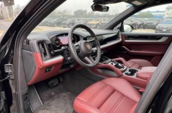 25款飞驰GLS450跳级迈巴赫GLS600顶尖SUV车型（【经典美式肌肉】独眼1965款福特野马V8版贩卖值不值得花27900美元？），《汽车之家》预定试驾设施2023
